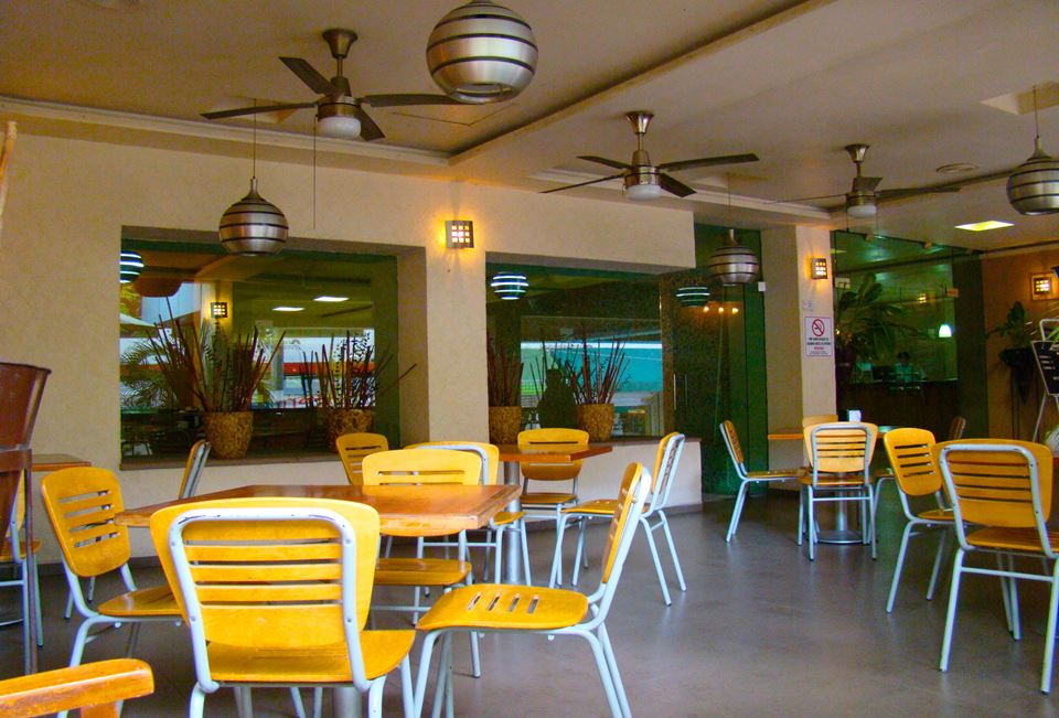 Cafetería La Terraza en Miraflores Villahermosa Excellent City Hotels
